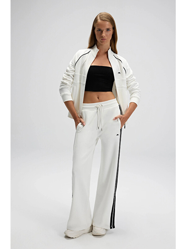 Ellesse Çizgi Detaylı Pamuklu Relaxed Fit Normal Bel Geniş Paça Kadın Eşofman Altı EF538-OF