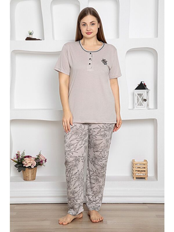 Fullamoda Çiçek Desenli Büyük Beden Pijama Takımı