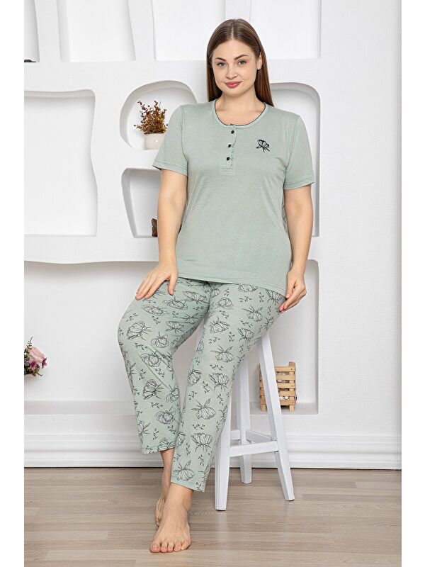 Fullamoda Çiçek Desenli Büyük Beden Pijama Takımı
