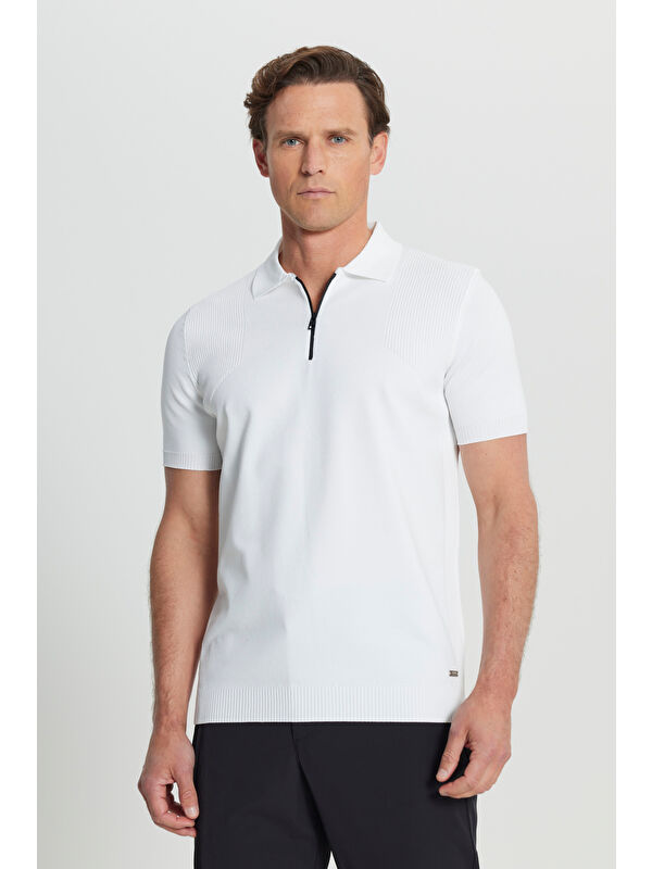Altınyıldız Classics Erkek Ekru Standart Fit Normal Kesim Polo Yaka Jakarlı Triko Tişört