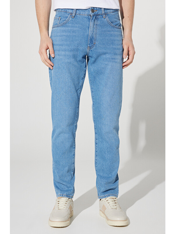 AC&Co / Altınyıldız Classics Erkek Açık Mavi Comfort Fit Geniş Kesim %100 Pamuk Denim Jean Pantolon