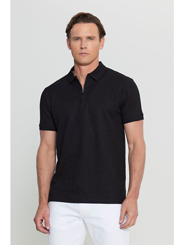 Altınyıldız Classics Erkek Siyah Pamuklu Slim Fit Dar Kesim Fermuarlı Yaka Jakarlı Esnek Tişört