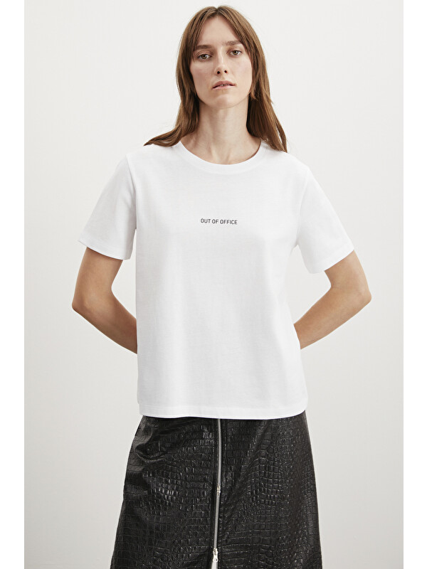 GRIMELANGE GLENDA Kadın Nakış İşlemeli Regular Fit %100 Organik Pamuklu Örme Bisiket Yakalı BEYAZ T-Shirt
