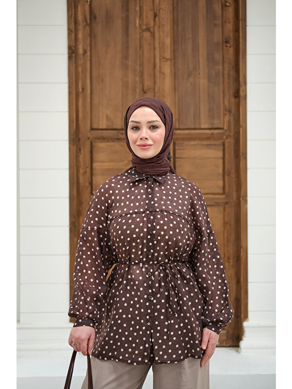 Locco Moda Kadın Puantiyeli Tül Detay Bel Bağlamalı Gömlek Kahverengi