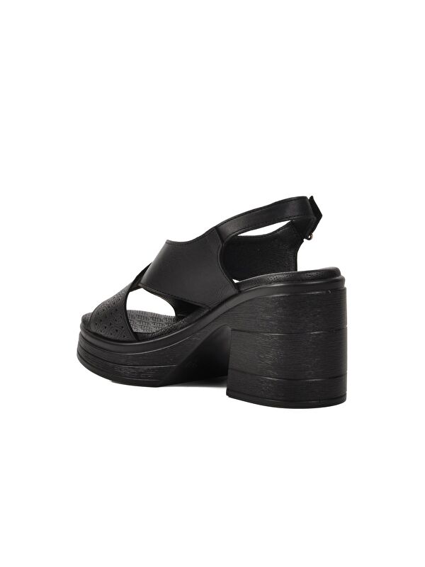 Siyah Hakiki Deri Kadın Topuklu Sandalet 523001 - Görsel 5