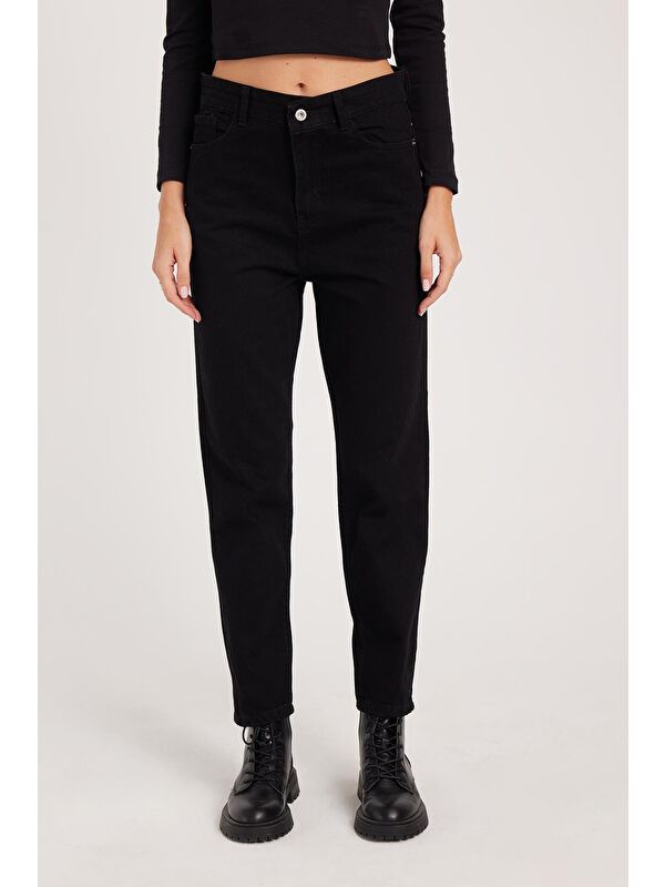 TUDORS Kadın Slim Fit Dar Kesim Pamuklu Dar Paça Siyah Jean Pantolon