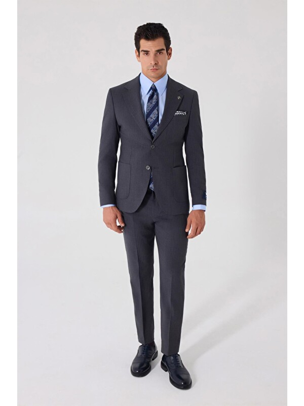 Sabri Özel Erkek Gri Dar Kesim Slim Fit %100 Yün Mono Yaka Çizgili Çift Yırtmaçlı 6 Drop Takım Elbise
