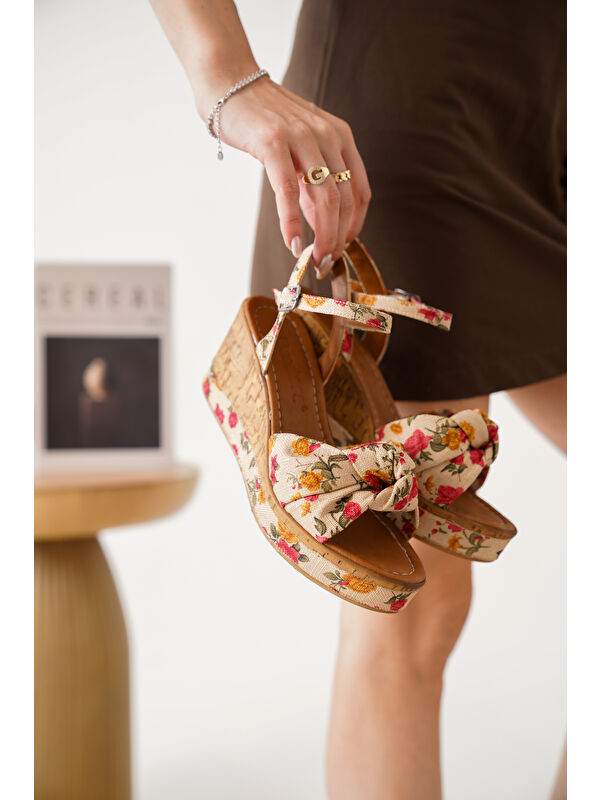 D02019 Günlük Kadın Klasik Dolgu Topuklu Ayakkabı - Görsel 4