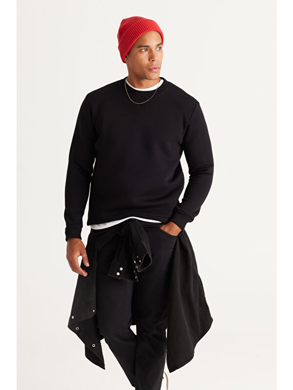 AC&Co / Altınyıldız Classics Erkek Siyah Standart Fit Normal Kesim İçi Polarlı Bisiklet Yaka Sweatshirt