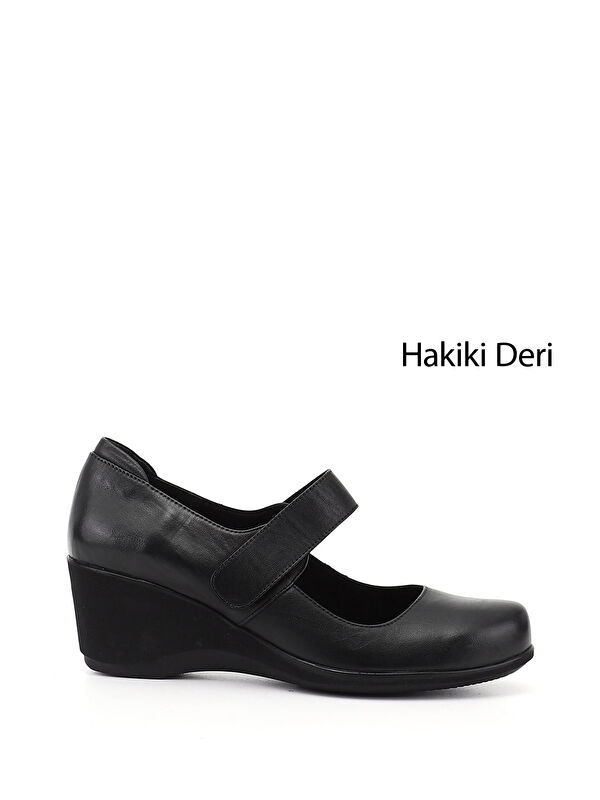 GÖNDERİ(R) Kadın SİYAH Dolgu Taban Hakiki Deri  Ayakkabı