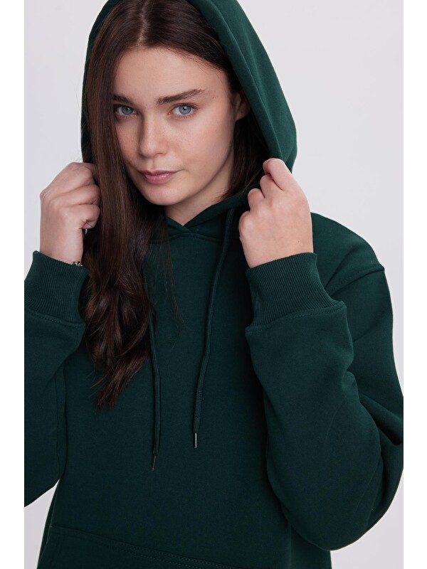 TUDORS Kadın Relax Fit Rahat Kesim Pamuklu Kapüşonlu Kanguru Cepli Yeşil Sweatshirt