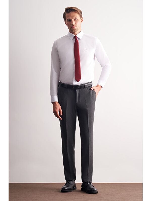 İMZA Beyaz Uzun Kol Sert Yaka Düz Pamuklu Slim Fit Gömlek 1004260057