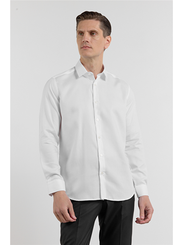 İMZA Beyaz Uzun Kol Sert Yaka Kendinden Desenli %100 Pamuk Slim Fit Gömlek 1004255202