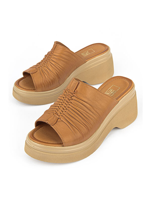 Ziya Ayakkabi Kahverengi Ziya Ayakkabi Hakiki Kadın Deri Topuklu Terlik 161992Z64023