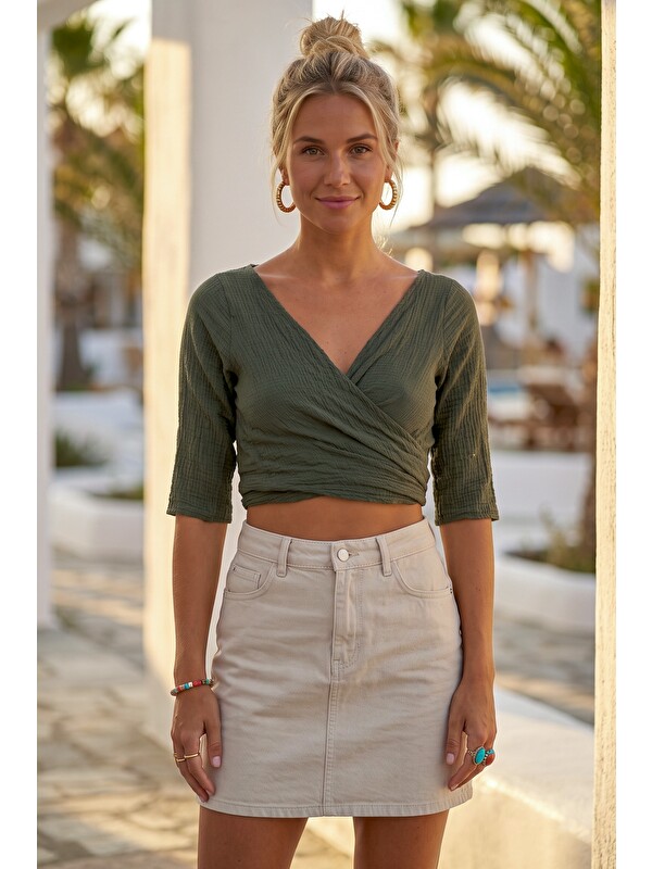 Chiccy Haki Kruvaze Yaka 3/4 Kol Bağlamalı Casual Müslin Crop Fit Dokuma Bluz 40 60