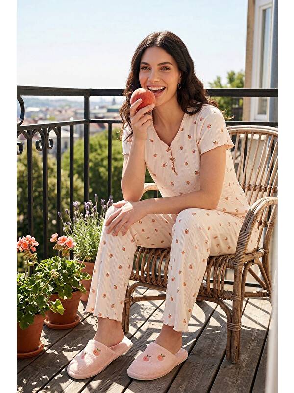 Lela % 100 Pamuk Regular Fit Yumuşak Dokulu Düğmeli V Yaka Kadın Pijama Takımı 65770755