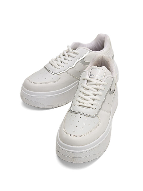 Kadın Beyaz Rahat Kalıp Yüksek Taban Bağcıklı Spor Ayakkabı - Görsel 4