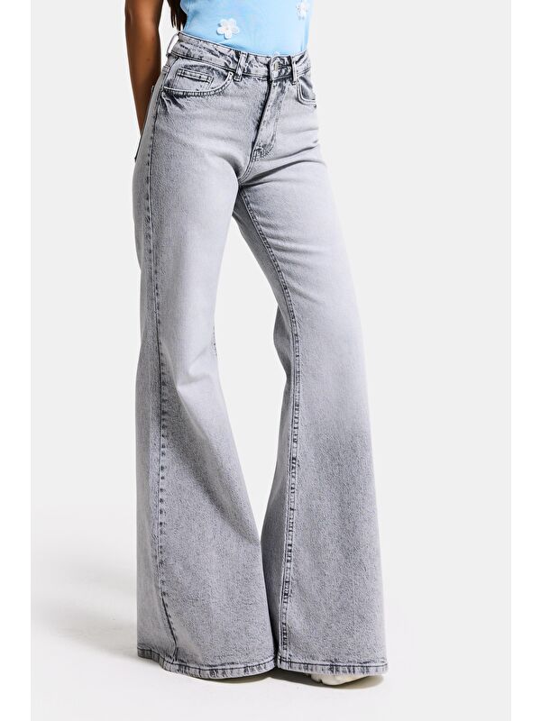 It's Basic Kadın Gri 4s6-12 Flare Fit Komfort Kumaş Denim Jean