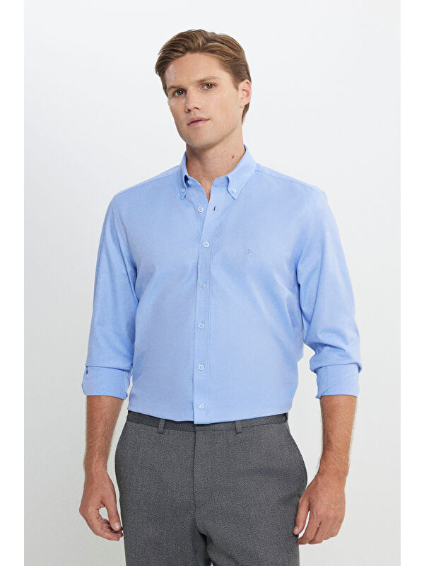 Altınyıldız Classics Erkek Açık Mavi Slim Fit Dar Kesim %100 Pamuk Düğmeli Yaka Oxford Gömlek