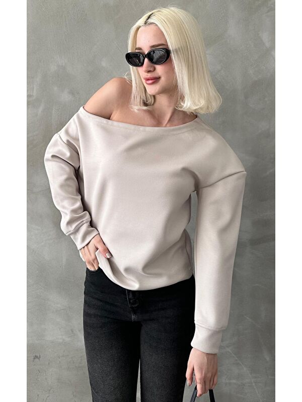 Madmext Taş Kayık Yaka Basic Sweatshirt Mg2228