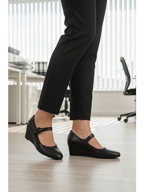 Siyah Dolgu Topuklu Bantlı Kadın Casual Ayakkabı 312478 Z - Görsel 4