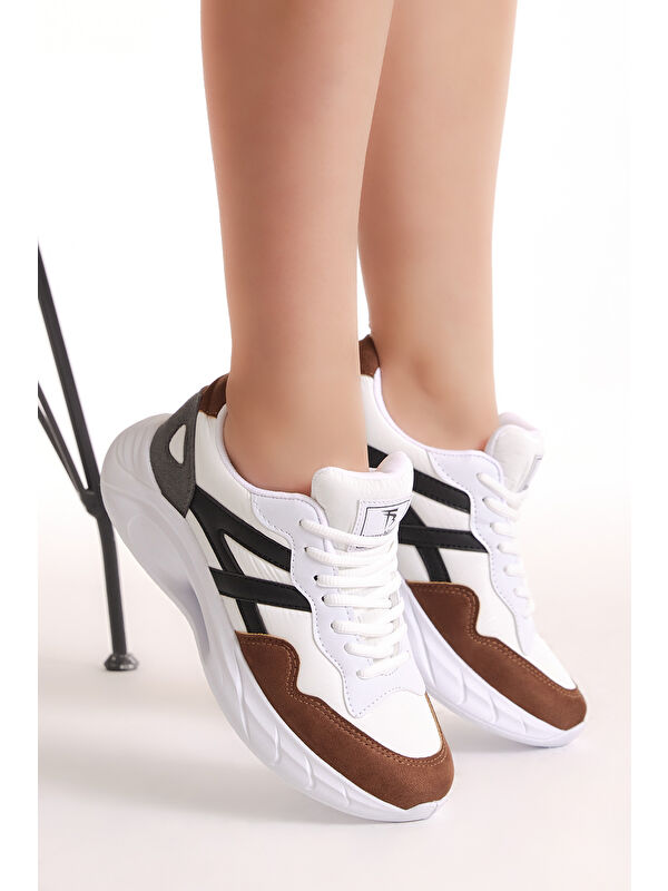 Kadın Beyaz Kahve Faylon Taban Şeritli Bağcıklı Spor Ayakkabı - Görsel 4