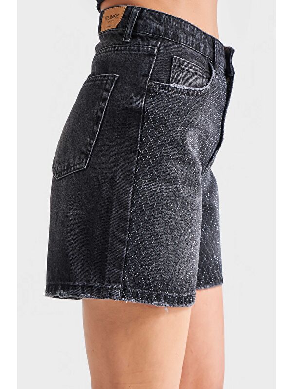 It's Basic Kadın  T 2S5 1 Parlak Taşlı Mom Fit Midi Boy Tasarım  %100 Pamuk Denim Şort
