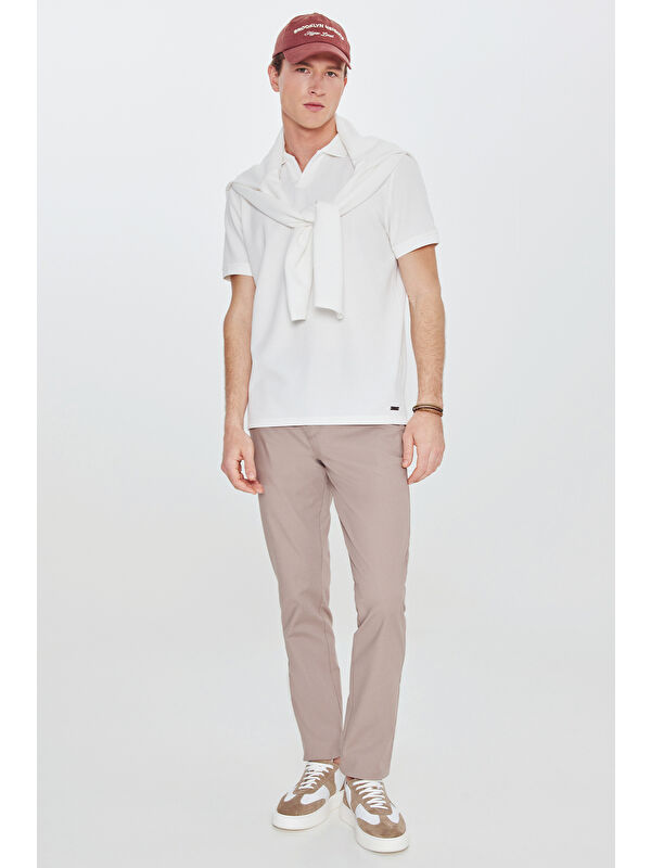 Altınyıldız Classics Erkek Bej Pamuklu Slim Fit Dar Kesim Yan Cepli Armürlü Esnek Casual Pantolon