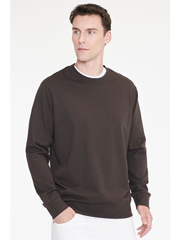 AC&Co / Altınyıldız Classics Erkek Kahverengi Pamuklu Standart Fit Normal Kesim 2 İplik Bisiklet Yaka Sweatshirt