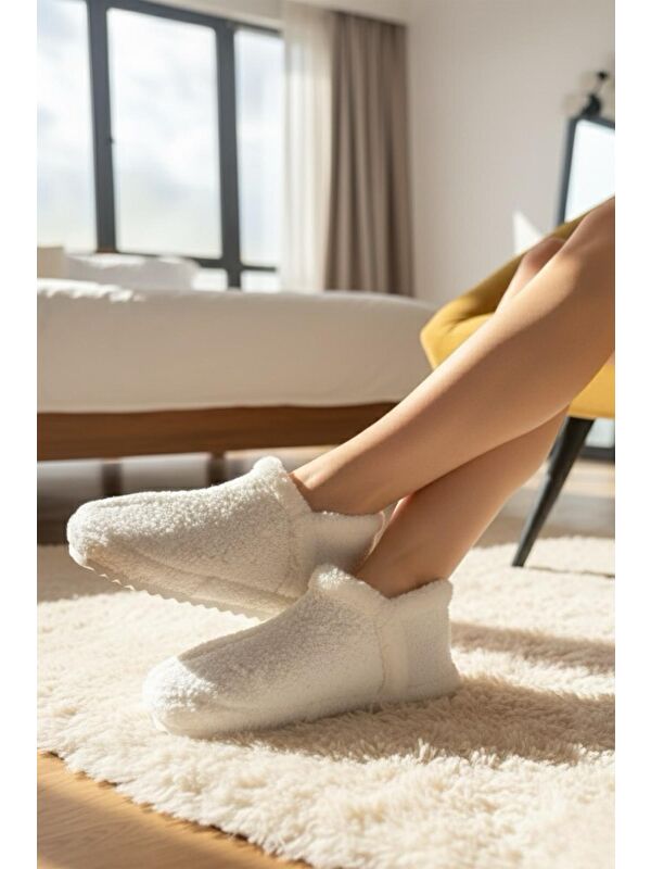 Lory Kadın Ev Botu Pelüş Ev Pandufu Ses Yapmaz Taban Sıcak Kürklü Panduf - Görsel 3