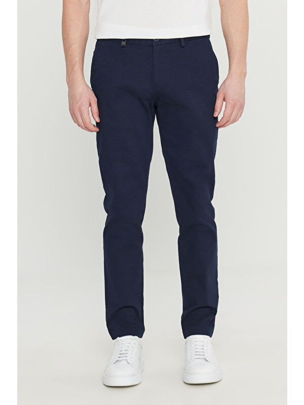 Altınyıldız Classics Erkek Lacivert Pamuklu Slim Fit Dar Kesim Yan Cep Armürlü Esnek Casual Pantolon