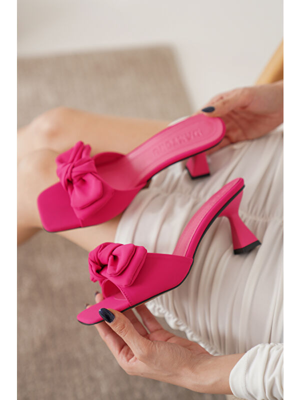 Marria Kadın Klasik Fiyonklu Topuklu Terlik - Görsel 3