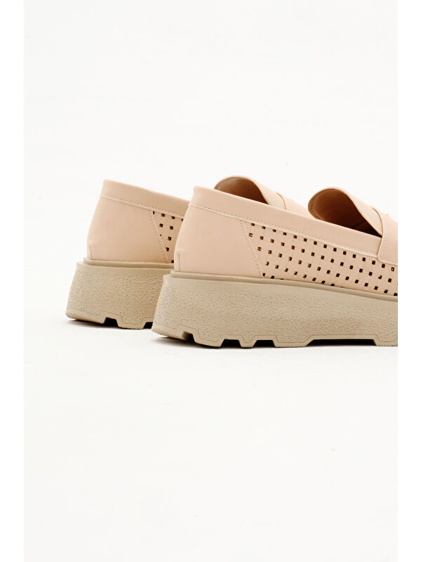 Kadın Ten Rahat Kalıp Kalın Poli Taban Şerit Desenli Loafer - Görsel 6