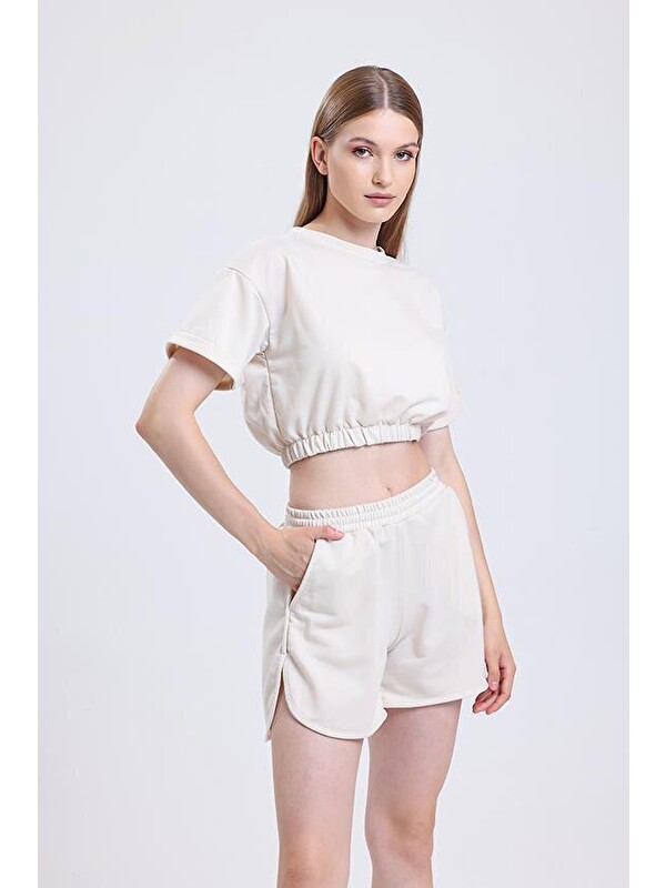 Letoon Bisiklet Yaka Kısa Kollu Crop Şortlu Kadın Pijama Takımı