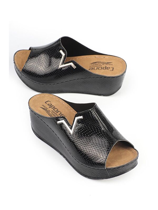 Capone Outfitters 6145 Kadın Dolgu Topuklu V Toka Terlik