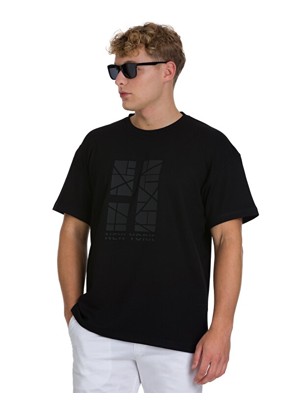 Hatemoğlu Siyah Regular Fit Bisiklet Yaka Oversize Tişört