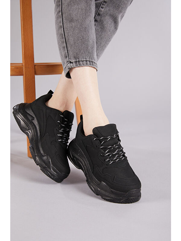 Kadın Siyah Süet Yüksek Taban Bağcıklı Spor Ayakkabı - Görsel 3