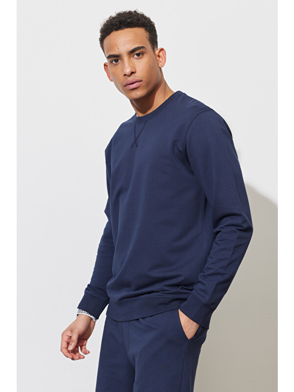 Altınyıldız Classics Erkek Lacivert Standart Fit Normal Kesim Bisiklet Yaka Sweatshirt
