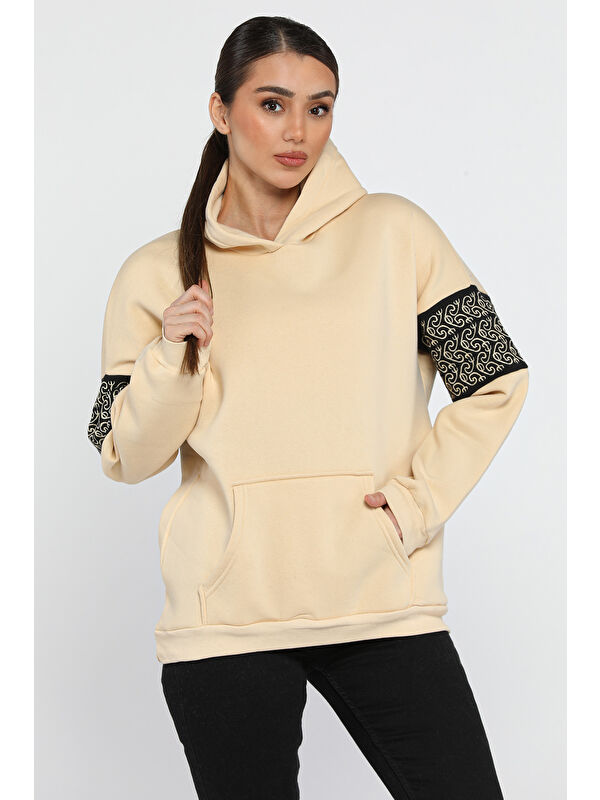 Gülseli Kadın Kapüşonlu Kol Detaylı Şardonlu Sweatshirt