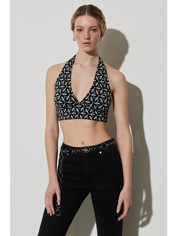 Wrangler Regular Fit Normal Kesim V Yaka Kolsuz Crop Bluz