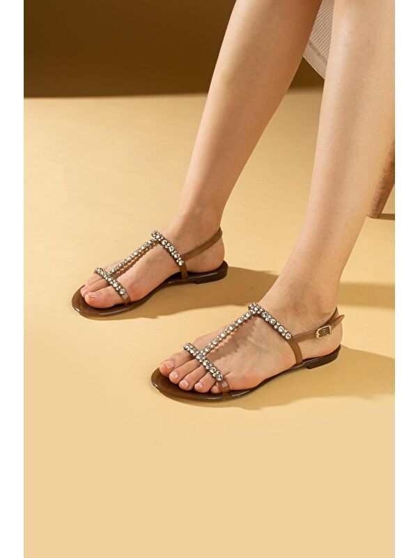 Esnek Taban Taş Detaylı Tokalı Kadın Sandalet - Görsel 3