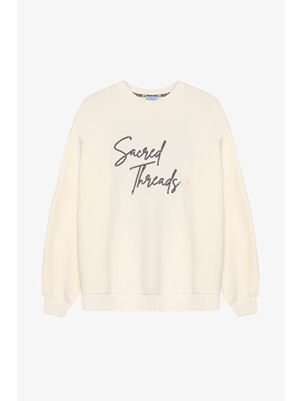 QUZU Sırtı Desenli Yazı Nakışlı Oversize Sweatshirt Ekru