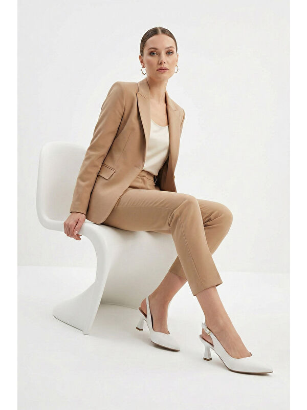 Gonderi(r) Kahverengi Gonderi(r) Sivri Burun Kadın Kadeh Ökçe Arkası Açık Ayakkabı