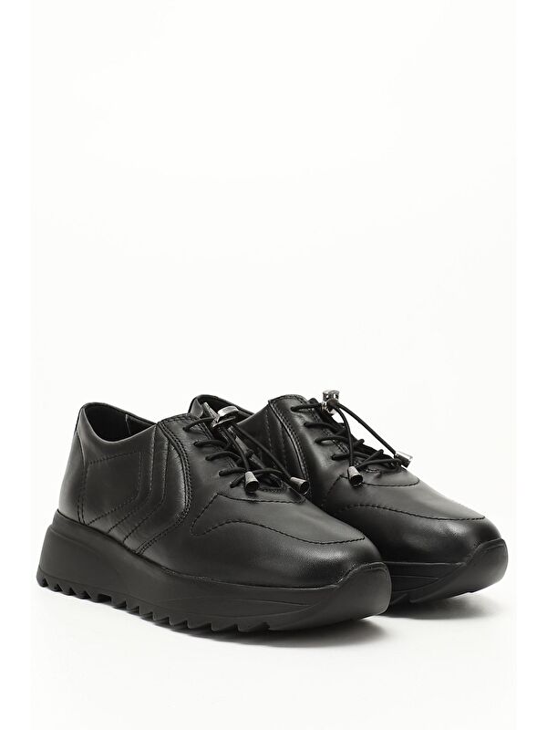 KOYU SİYAH Hakiki Deri Yuvarlak Burun Dolgu Taban Bağcıklı Kadın Sneaker 24312 - Görsel 3