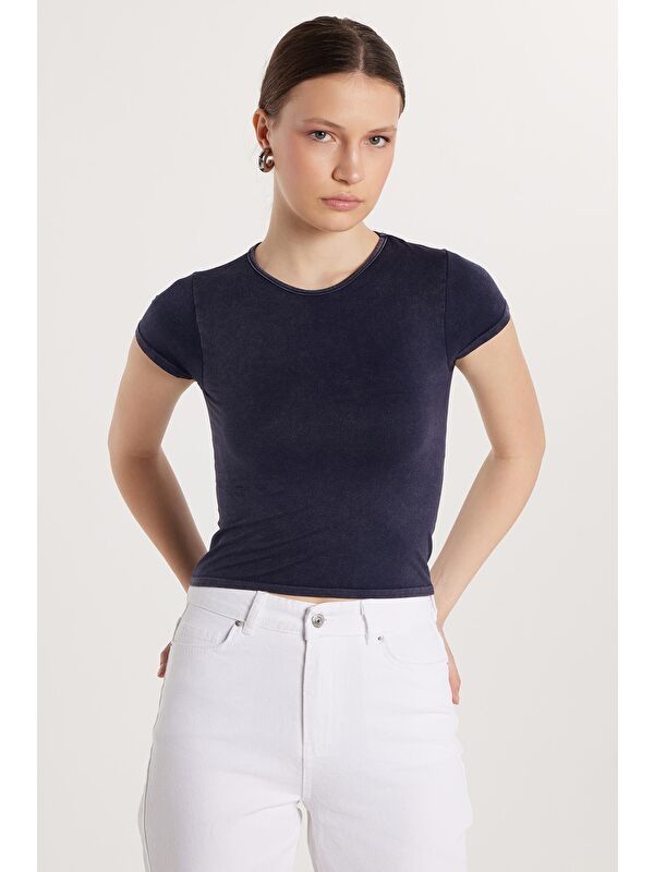TUDORS Kadın Slim Fit Dar Kesim Düz Basic Bisiklet Yaka Lacivert Tişört