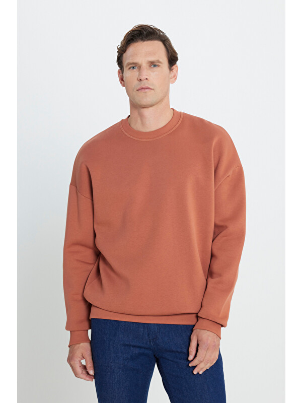 AC&Co / Altınyıldız Classics Erkek Açık Kahve Oversize Fit Bol Kesim Pamuklu İçi Polarlı Bisiklet Yaka Sweatshirt