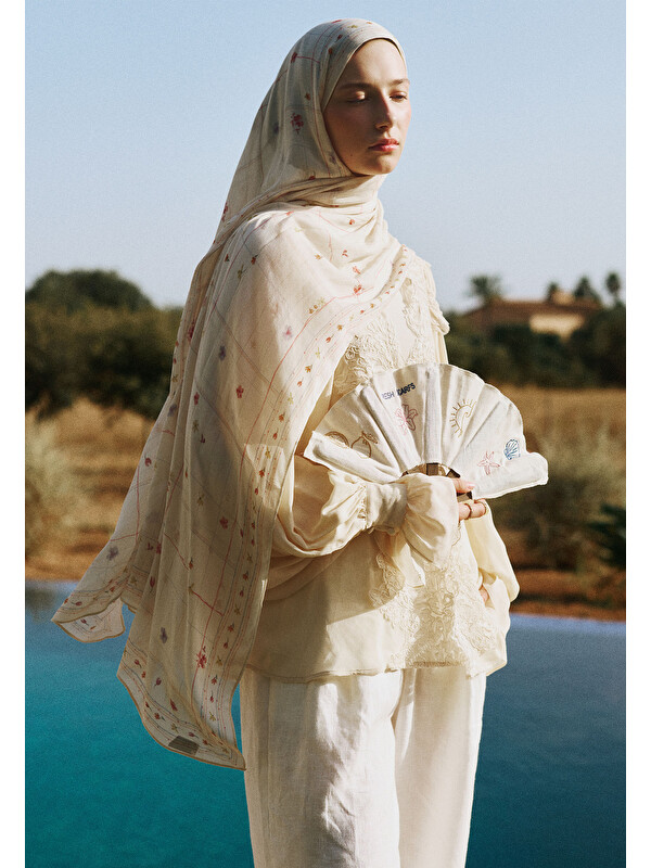 Fresh Scarfs Summer Blossoms Desen Rami Viskon Şal Ekru