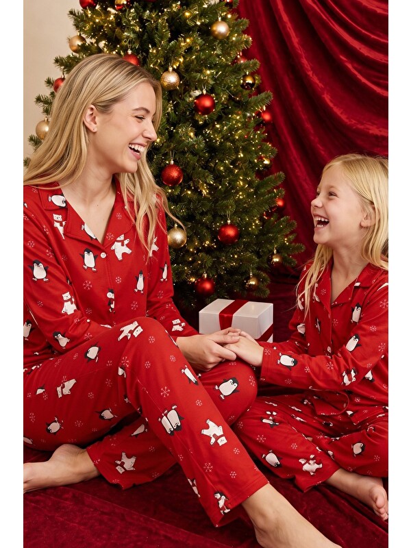 Siyah İnci Kırmızı Yılbaşı Temalı Desenli Termal Kumaşlı Ultra Soft Yumuşak Düğmeli Örme Pijama Takımı