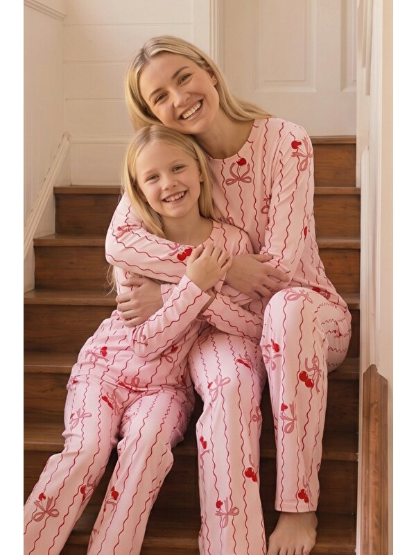 Siyah İnci Pembe Desenli Termal Kumaşlı Ultra Soft Yumuşak Örme Pijama Takımı