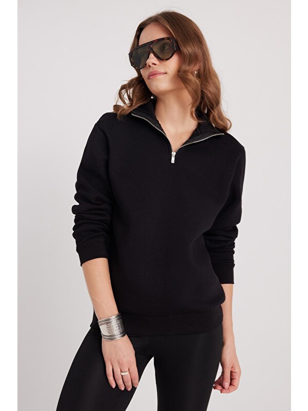 TUDORS Kadın Relax Fit Rahat Kesim Pamuklu İçi Polarlı Yarım Fermuarlı Siyah Dik Yaka Sweatshirt
